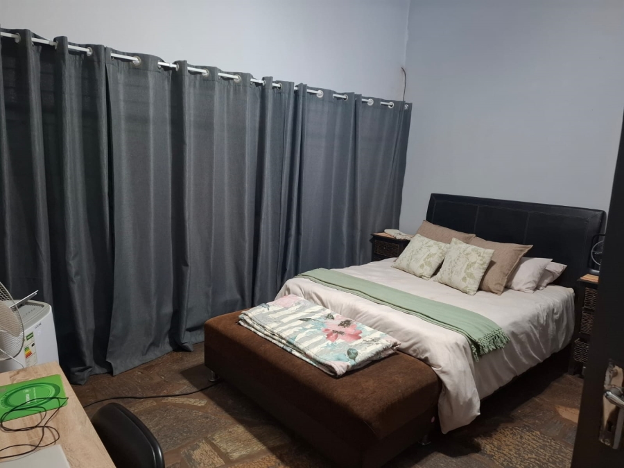 5 Bedroom Property for Sale in Koster North West